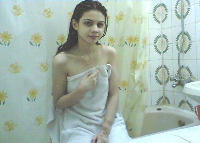 Cute Pakistani Nude - Pakistani little nude girl porn pics - New porn