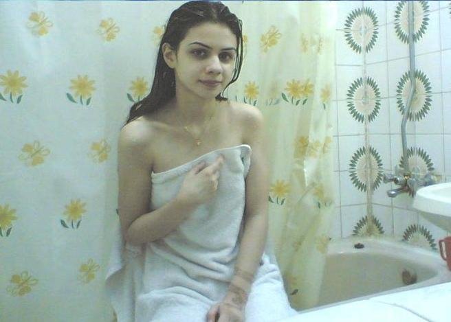 Cute Pakistani Girls Nude Top - Nude pic lahore girl - Hot porno